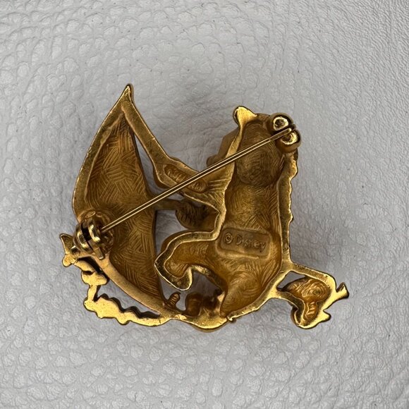 Vintage Disney Collectors pins. Winnie the pooh and Mickey Mouse - Picture 4 of 7